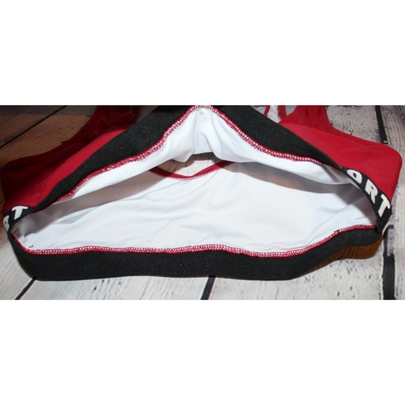 NEW ♡ Sport Tape Logo Padded Sports Bra - Picture 6 of 13